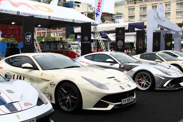 Les Perspectives des Influencers de la Mode sur les Tendances Globales Actuelles